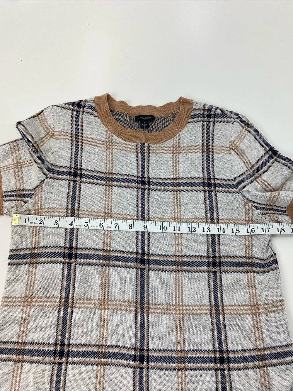 Banana Republic Tan Plaid Short-Sleeve Sweater - Tan/Beige
